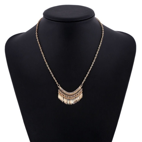 - -🆑 Bohemian Fringe Necklace with crystals - Picture 4 of 4